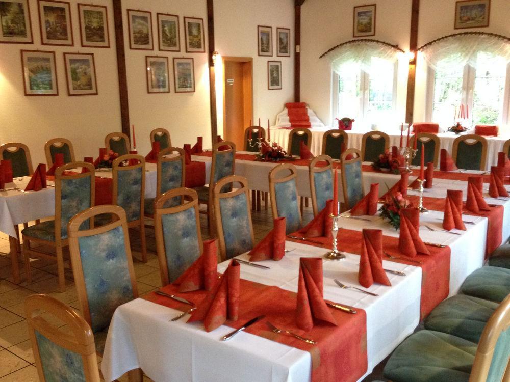 Hotel & Restaurant Zur Spreewaelderin Golssen Экстерьер фото