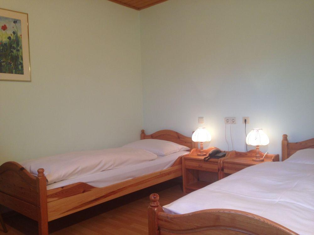 Hotel & Restaurant Zur Spreewaelderin Golssen Экстерьер фото