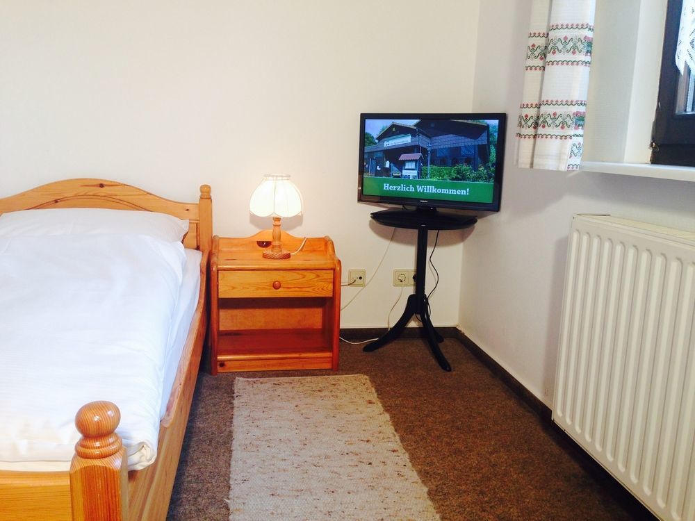 Hotel & Restaurant Zur Spreewaelderin Golssen Экстерьер фото