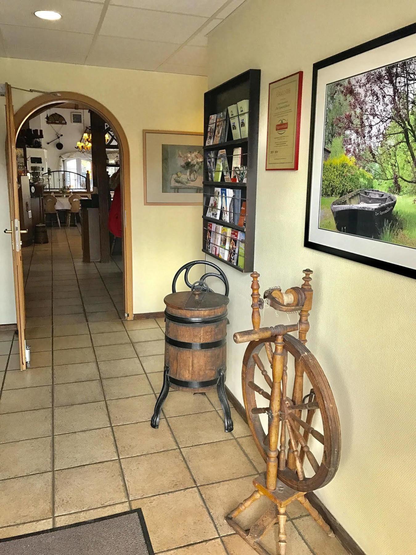 Hotel & Restaurant Zur Spreewaelderin Golssen Экстерьер фото