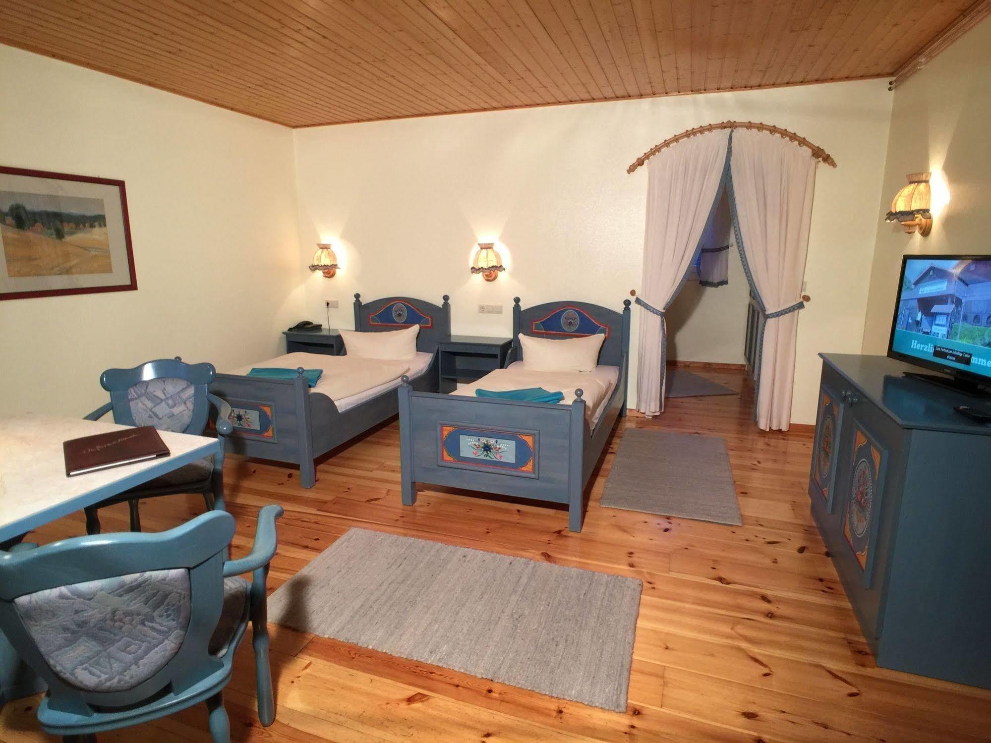 Hotel & Restaurant Zur Spreewaelderin Golssen Экстерьер фото