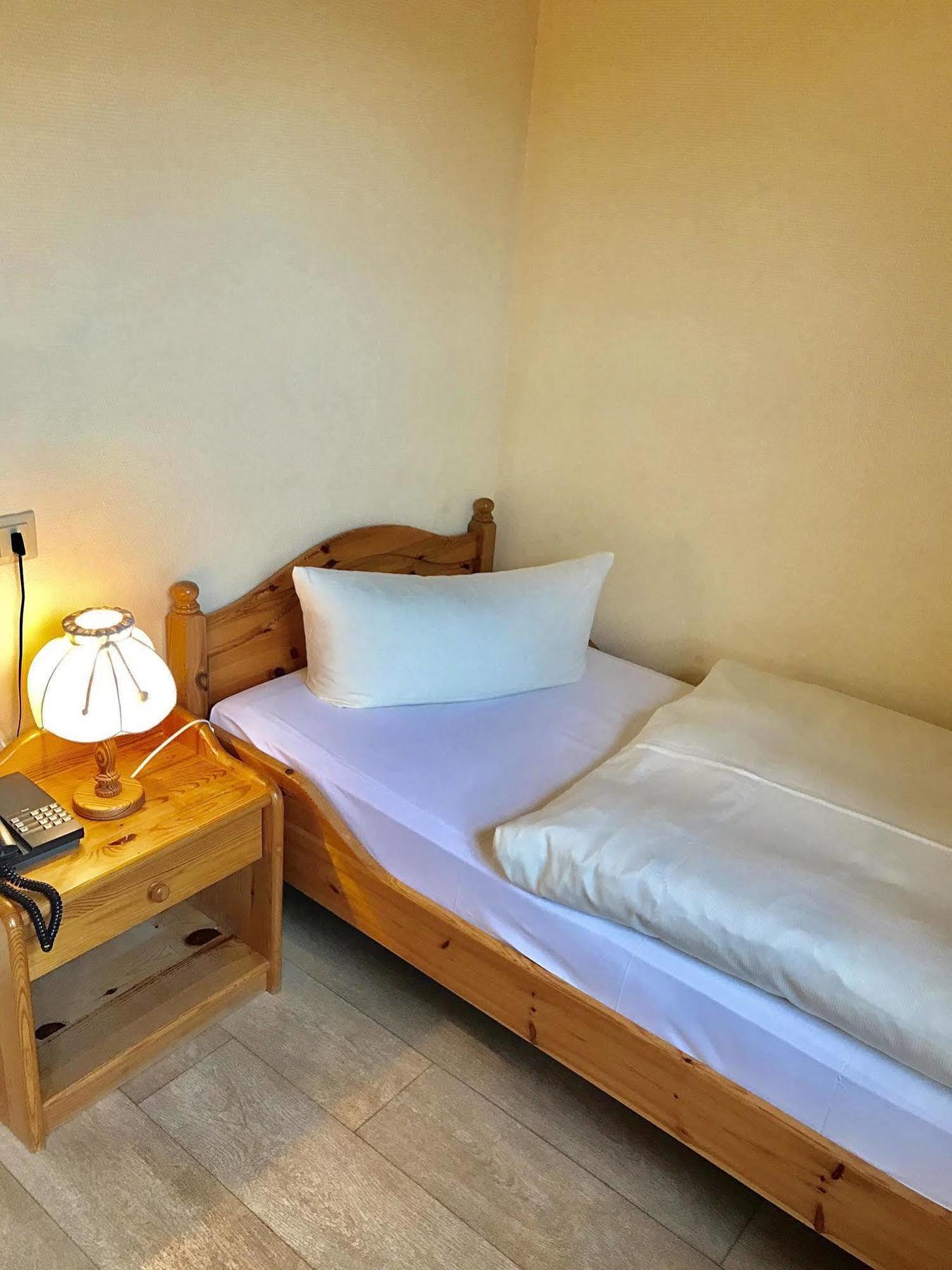 Hotel & Restaurant Zur Spreewaelderin Golssen Экстерьер фото